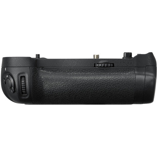 Nikon MB-D18